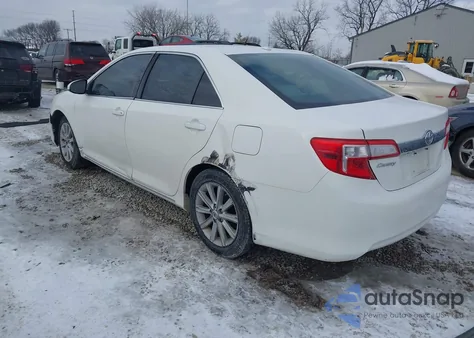 2012 Toyota Camry Xle z USA, uszkodzony, nr VIN 4T4BF1FK2CR208093